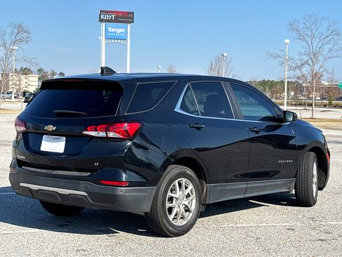 Used 2022 Chevrolet Equinox LT image 25