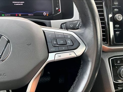 Used 2020 Volkswagen Atlas Cross Sport SEL Premium AWD/4WD image 18