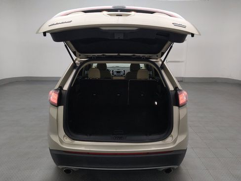 Used 2017 Ford Edge SEL FWD image 29