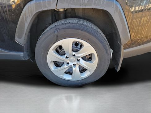 Used 2023 Toyota RAV4 LE image 30