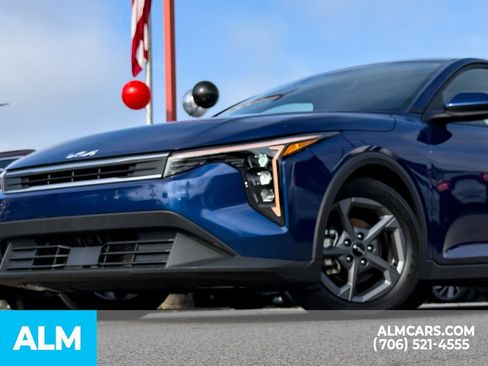 Used 2025 Kia K4 FWD image 8
