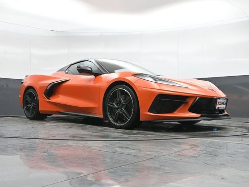 Used 2020 Chevrolet Corvette Stingray Premium Conv w/ 3LT image 45