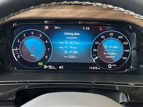 Used 2025 Volkswagen Atlas SE w/ Panoramic Sunroof Package FWD image 25