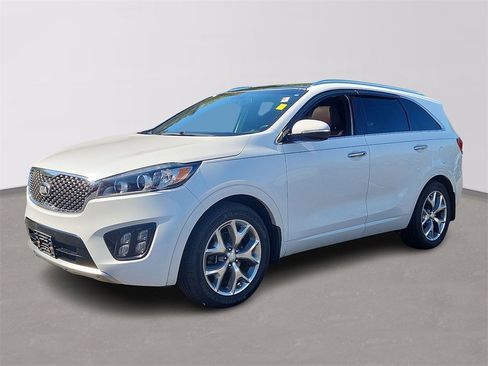 Used 2016 Kia Sorento SX image 3