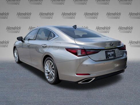 Used 2021 Lexus ES 350 Ultra Luxury w/ Accessory Package 2 image 8