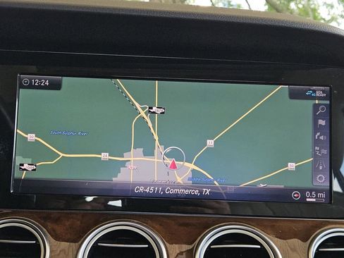 Used 2019 Mercedes-Benz E 300 4MATIC image 16