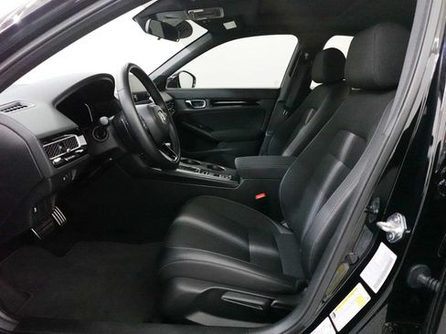 Used 2025 Honda Civic Sport image 12