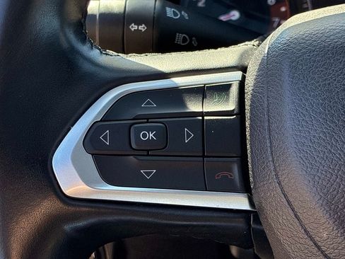 Certified 2022 Jeep Compass Latitude w/ Sun and Sound Group AWD/4WD image 25
