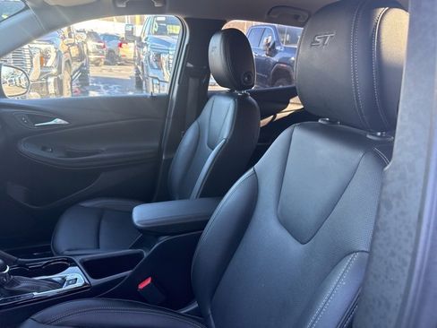 Used 2024 Buick Encore GX Sport Touring w/ Advanced Technology Package image 12