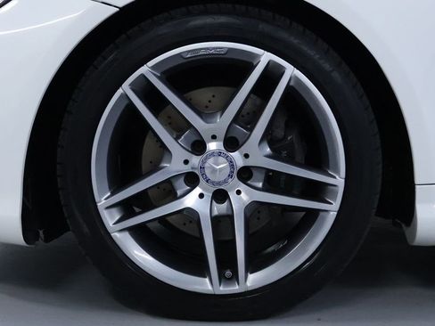 Used 2017 Mercedes-Benz E 400 4MATIC Coupe image 42