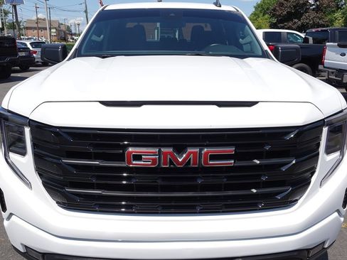 Used 2025 GMC Sierra 1500 Elevation AWD/4WD image 6