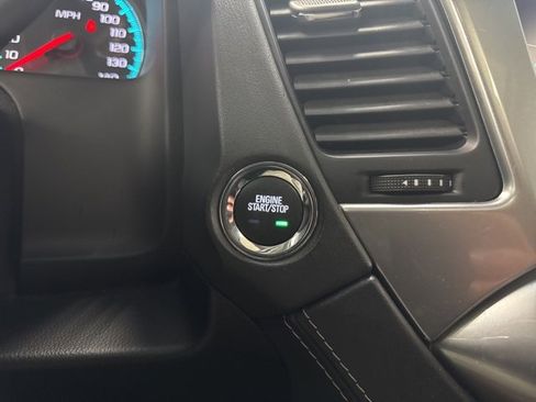 Used 2019 Chevrolet Suburban Premier w/ Premier Plus Edition image 16