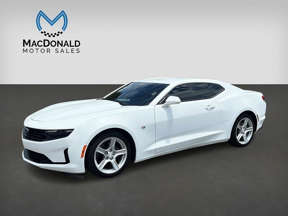 Used 2021 Chevrolet Camaro LT RWD image 1