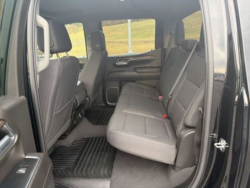 Used 2023 Chevrolet Silverado 1500 LT AWD/4WD image 26