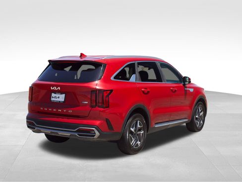 Used 2022 Kia Sorento S FWD image 9