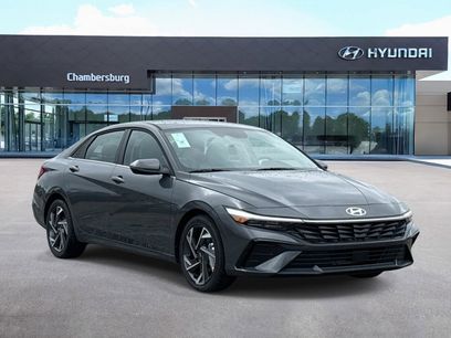 New 2025 Hyundai Elantra Limited w/ Cargo Package