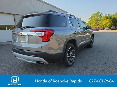 Used 2021 GMC Acadia SLT w/ Technology Package FWD image 5