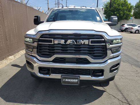 New 2026 RAM 3500 Tradesman w/ Chrome Appearance Group image 9
