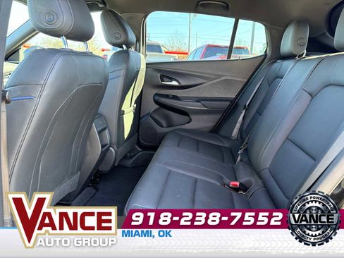 Used 2025 Buick Envista Sport Touring w/ Advanced Safety Package image 13