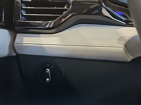 New 2026 Volkswagen Taos S AWD/4WD image 33