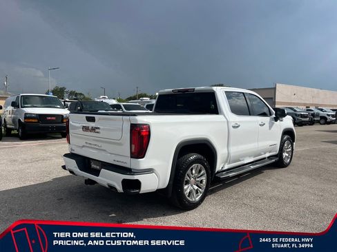 Used 2024 GMC Sierra 1500 Denali w/ Technology Package AWD/4WD image 7