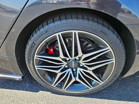 Used 2023 Kia Stinger GT2 RWD image 14