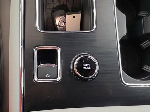 New 2026 Lincoln Aviator AWD image 18