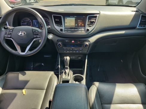 Used 2017 Hyundai Tucson SE Plus FWD image 9