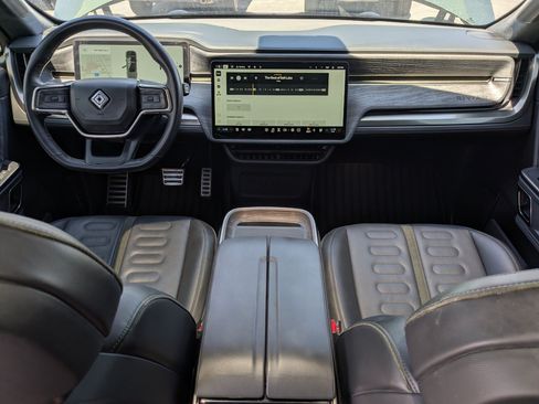 Used 2022 Rivian R1T Adventure AWD/4WD image 28