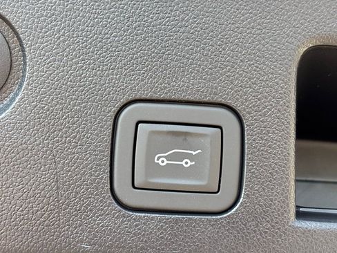 Used 2026 GMC Terrain Elevation w/ Elevation Premium Package image 29