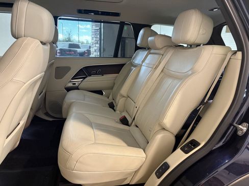 Used 2023 Land Rover Range Rover Long Wheelbase SE AWD/4WD image 31