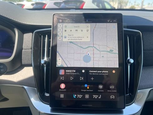 New 2026 Volvo XC90 T8 Ultra w/ Protection Package Premier image 14