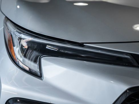 Used 2025 Toyota Corolla SE FWD image 10