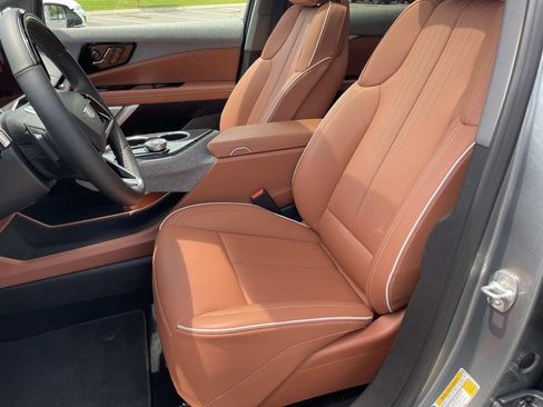 Used 2025 Cadillac Optiq Sport 2 AWD/4WD image 26