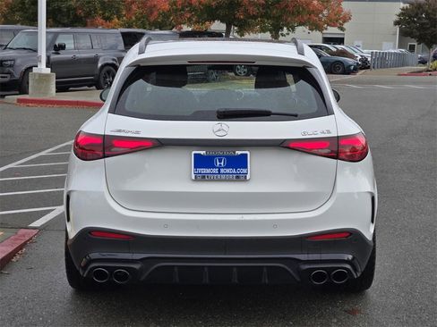 Used 2025 Mercedes-Benz GLC 43 AMG 4MATIC image 5