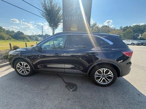 Used 2021 Ford Escape SEL w/ Technology Package FWD image 6