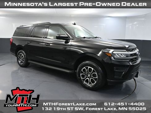 Used 2024 Ford Expedition Max XLT image 1