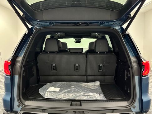 New 2026 GMC Acadia Denali w/ Super Cruise Package image 12