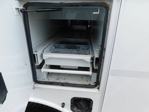 Used 2011 Ford F550 2WD Regular Cab Super Duty w/ PWR Equipment Group image 37