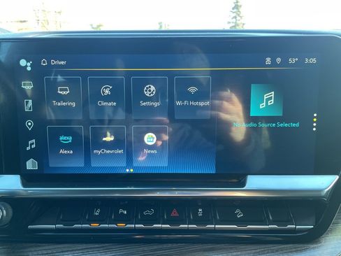 Used 2025 Chevrolet Silverado 2500 LT w/ Z71 Chrome Sport Edition image 21