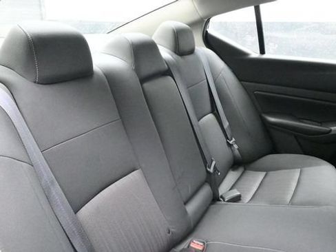 Used 2021 Nissan Altima 2.5 S FWD image 14
