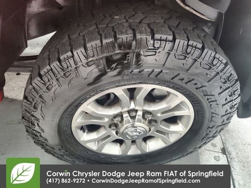 Used 2014 RAM 2500 Laramie image 35