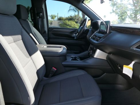 Used 2021 Chevrolet Tahoe LS RWD image 28