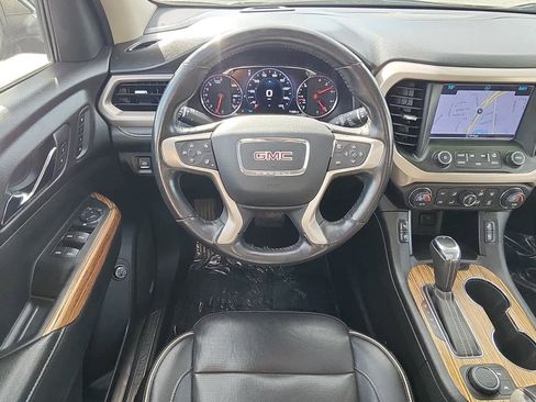 Used 2019 GMC Acadia Denali w/ Technology Package image 9