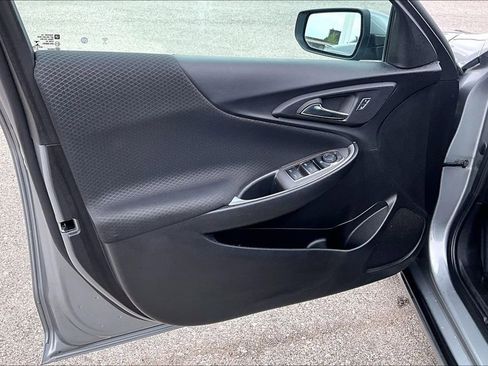 Used 2025 Chevrolet Malibu LT image 23