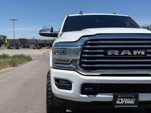 Used 2019 RAM 2500 Limited w/ Off Road Package AWD/4WD image 4