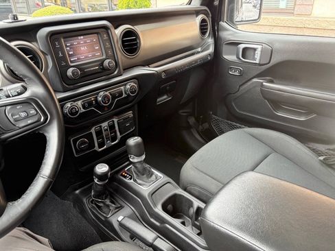 Used 2020 Jeep Wrangler Unlimited Sport S AWD/4WD image 14