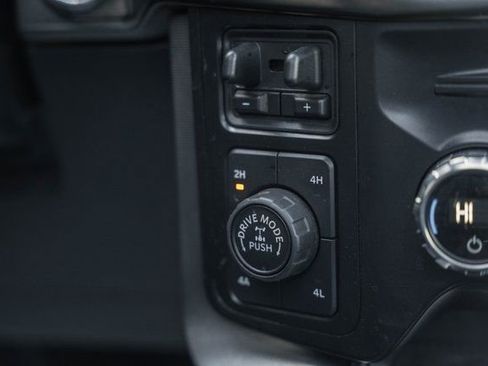 Used 2021 Ford F150 Platinum w/ Equipment Group 701A High image 38