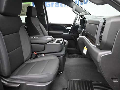 New 2026 Chevrolet Silverado 1500 LT w/ Z71 Off-Road Package AWD/4WD image 9