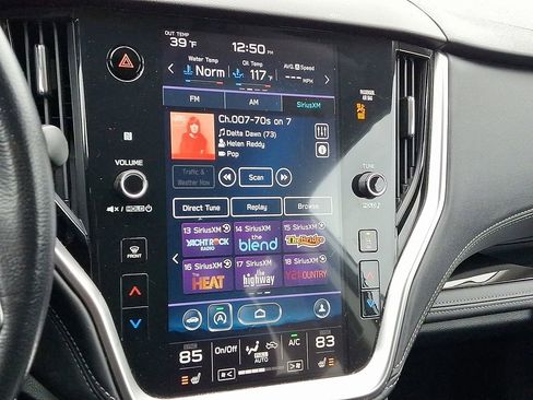 Used 2020 Subaru Outback Limited image 19